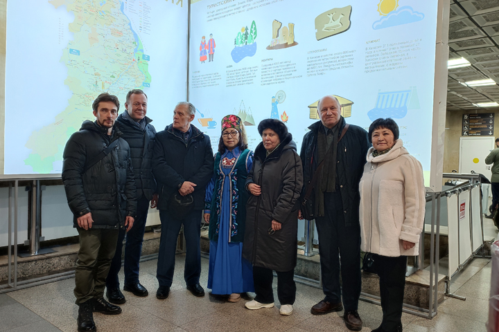 В Хакасию для участия в юбилейных мероприятиях прибыли дети Леонида Кызласова